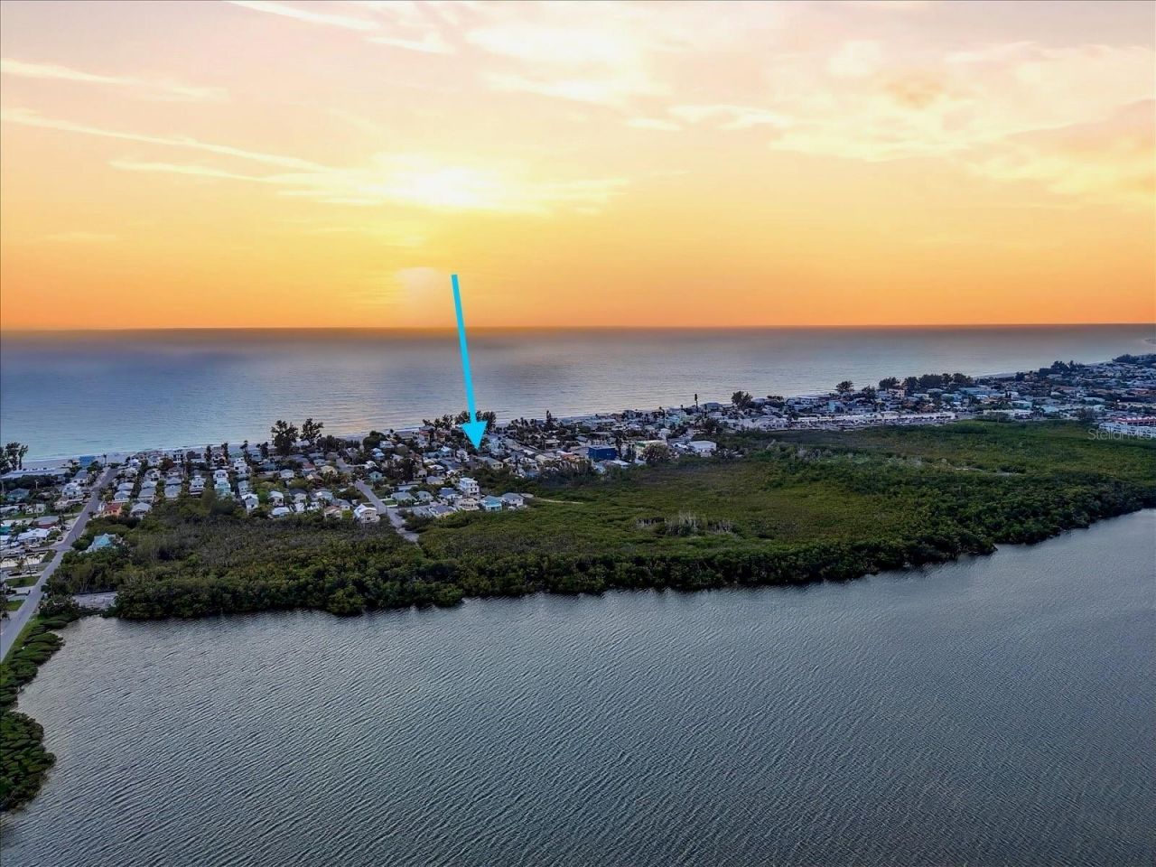 2913 Gulf Drive, Holmes Beach, FL 34217 Photo