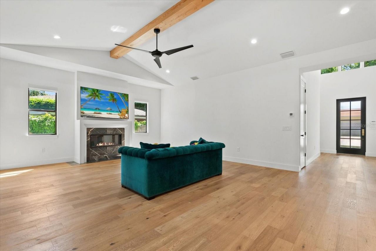 2135 Datura Street, Sarasota, FL 34239 Photo