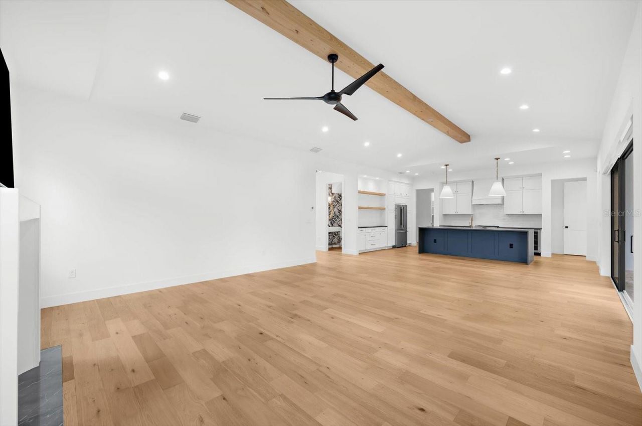 2135 Datura Street, Sarasota, FL 34239 Photo