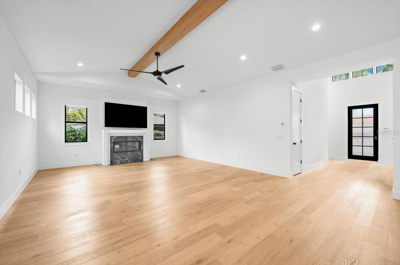 2135 Datura Street, Sarasota, FL 34239 Photo
