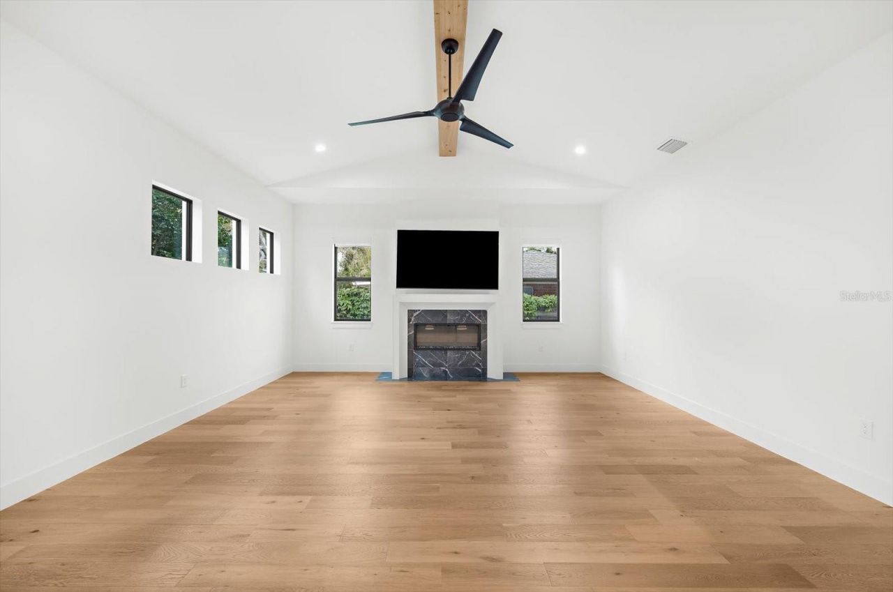 2135 Datura Street, Sarasota, FL 34239 Photo