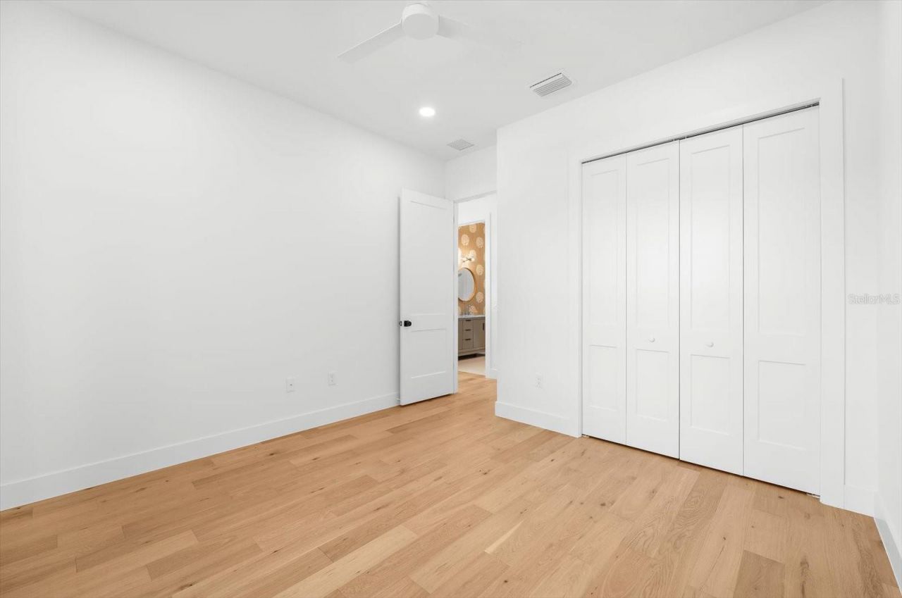 2135 Datura Street, Sarasota, FL 34239 Photo