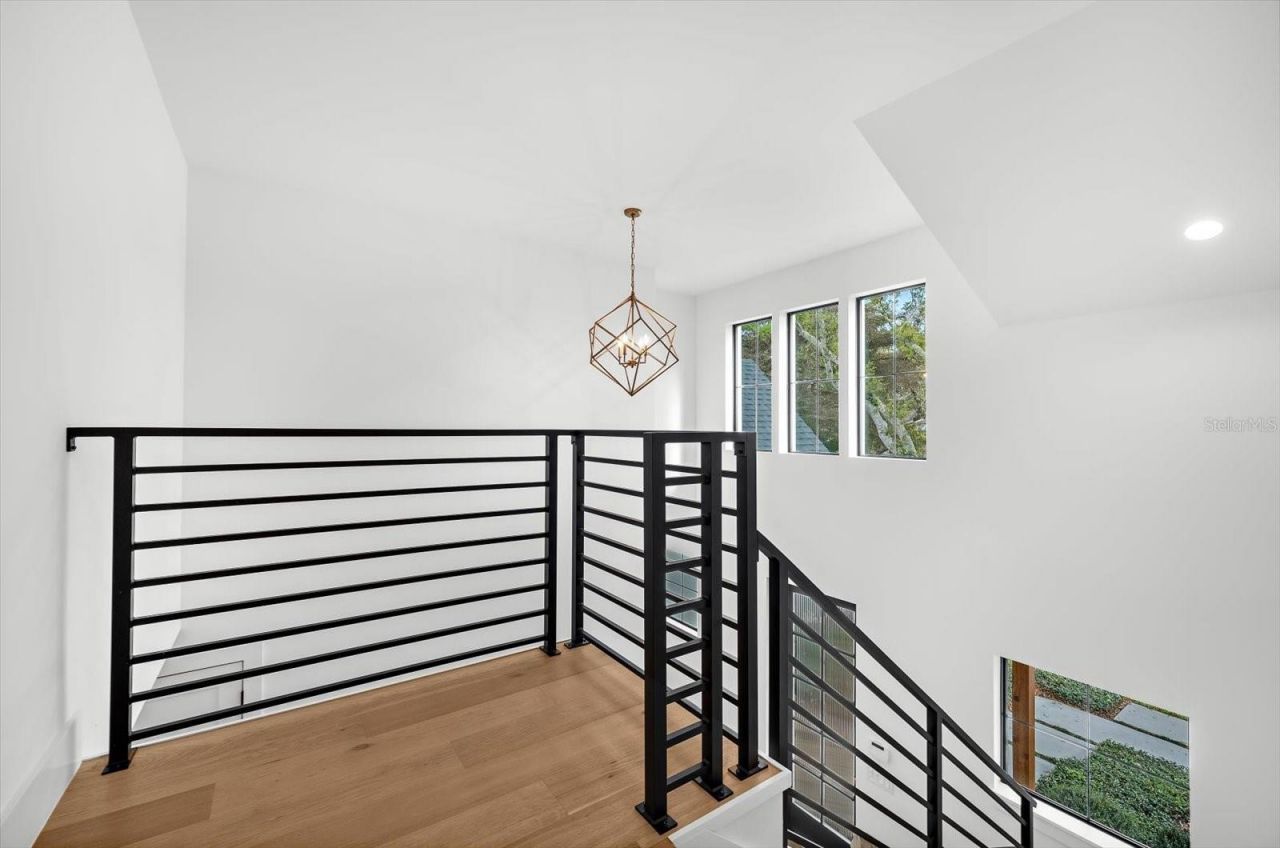 2135 Datura Street, Sarasota, FL 34239 Photo