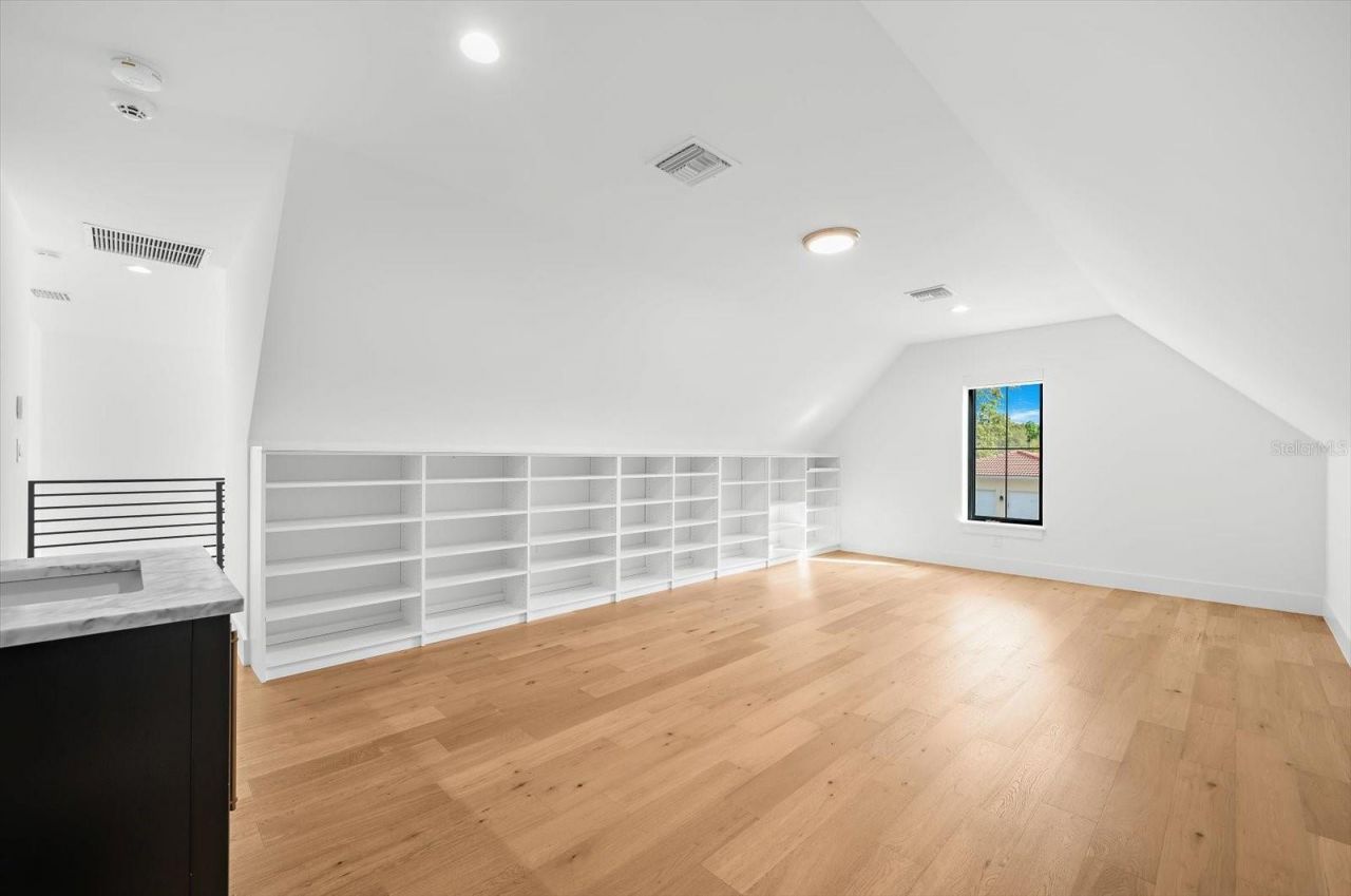 2135 Datura Street, Sarasota, FL 34239 Photo