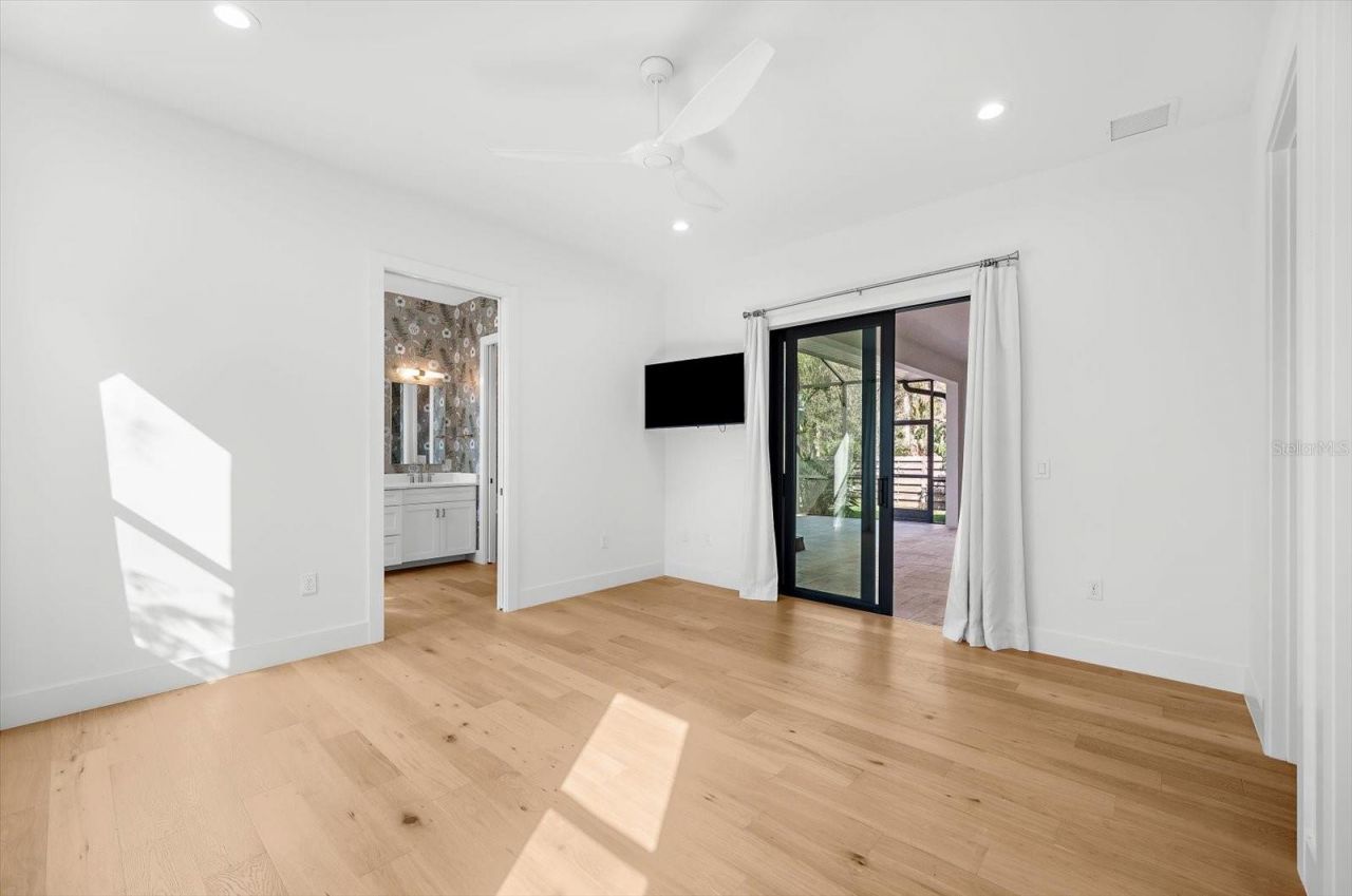 2135 Datura Street, Sarasota, FL 34239 Photo