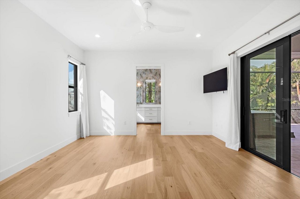 2135 Datura Street, Sarasota, FL 34239 Photo