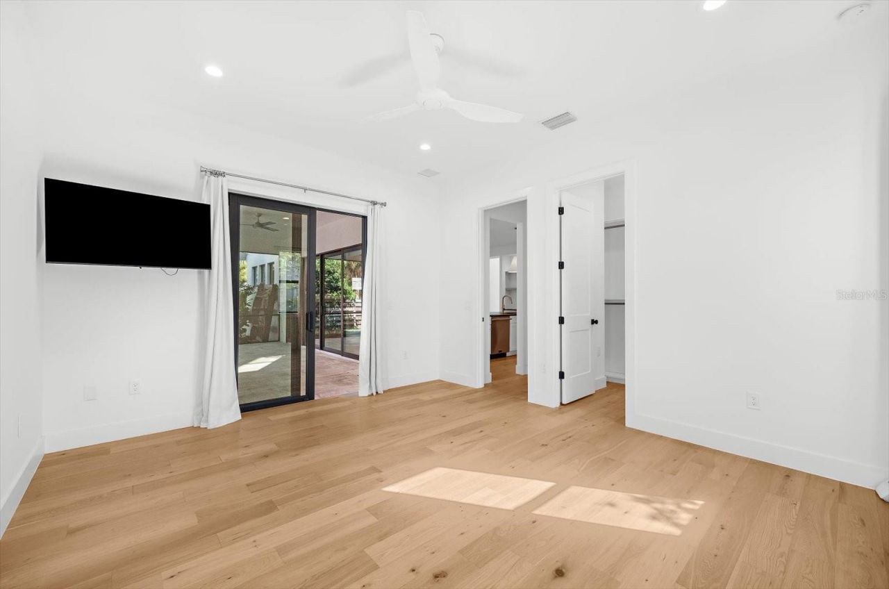 2135 Datura Street, Sarasota, FL 34239 Photo