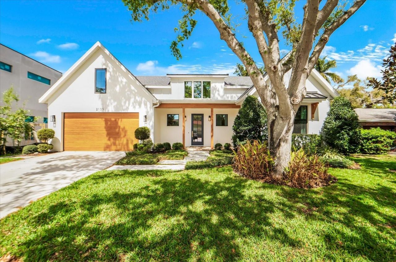 2135 Datura Street, Sarasota, FL 34239 Photo