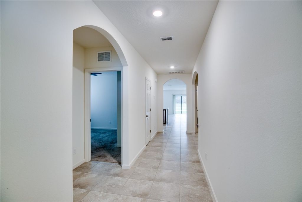 6289 NW Regent Street, Port Saint Lucie, FL 34983 Photo