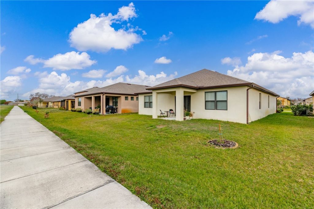 6289 NW Regent Street, Port Saint Lucie, FL 34983 Photo