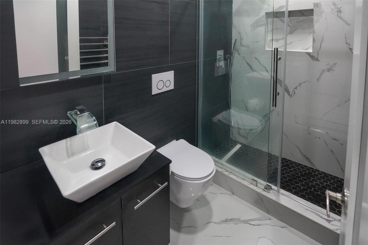 16334 SW 57th St, Miami, FL 33193 Photo