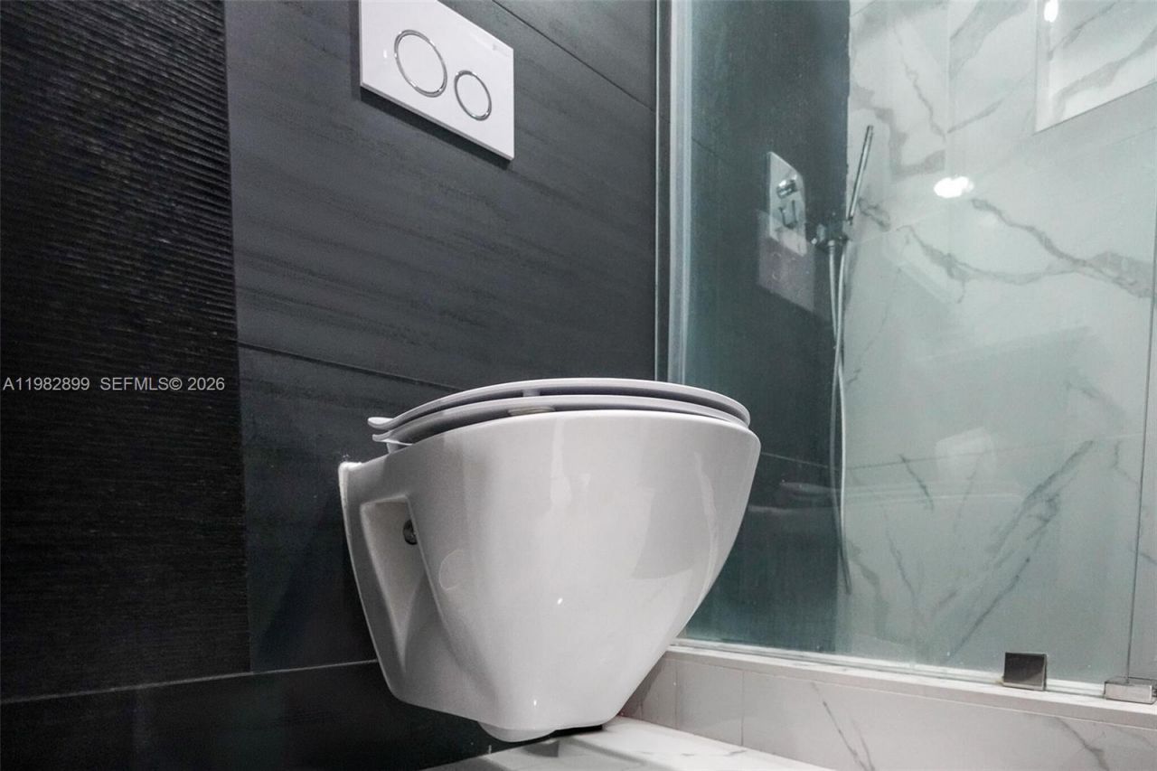 16334 SW 57th St, Miami, FL 33193 Photo