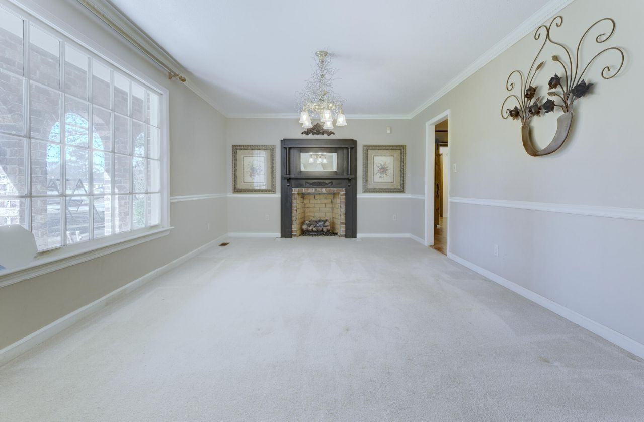 101 Dorchester Lane Photo 18