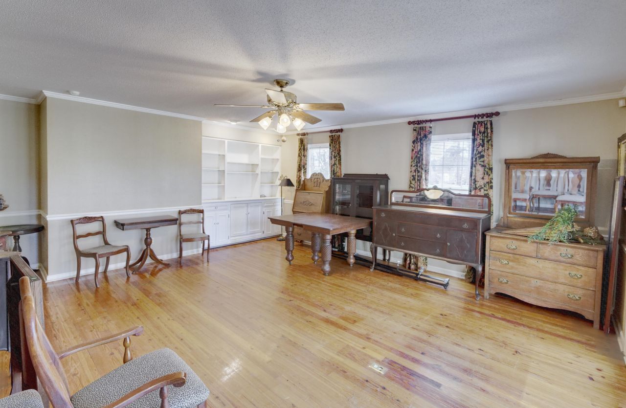 101 Dorchester Lane Photo 34