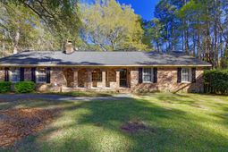 101 Dorchester Lane photo 4