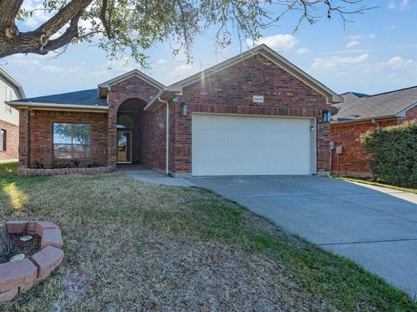5204 Grayson Ridge Drive, Fort Worth, TX 76179