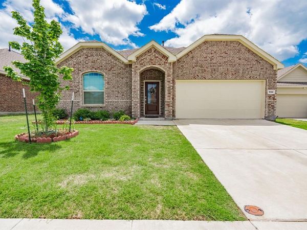 1034 Manuel Drive, Fate, TX 75087