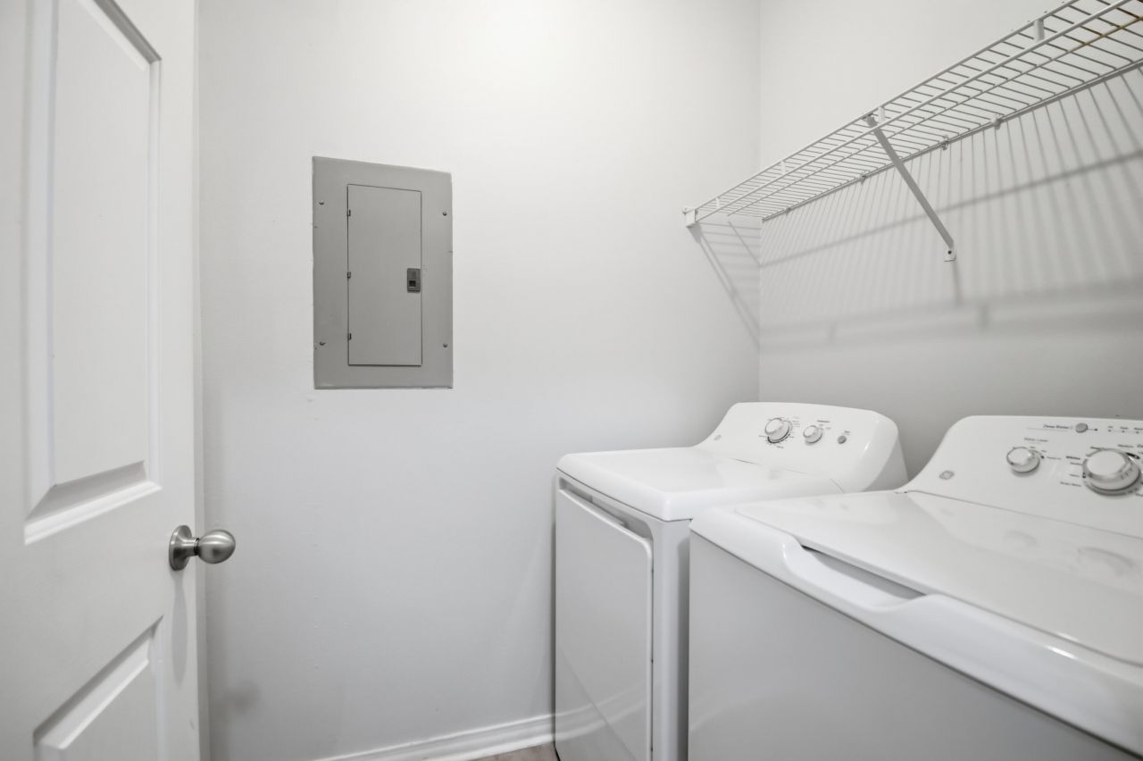 130 River Landing Drive Photo 10