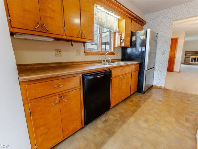 3967 Crooked Run Road NW, New Philadelphia, OH 44663 Photo 11