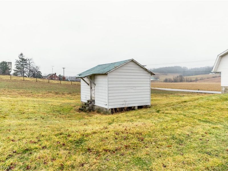 3967 Crooked Run Road NW, New Philadelphia, OH 44663 Photo 48