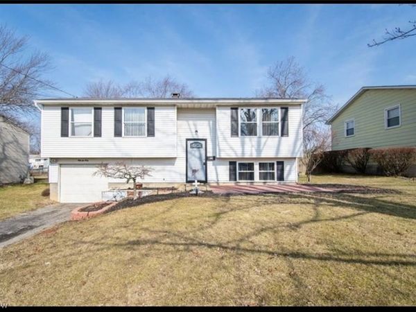 5630 Stanford Avenue , Austintown, OH 44515
