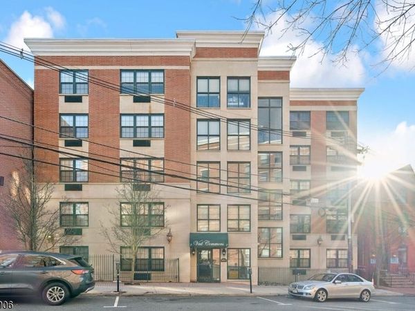 7 Prospect St, Unit 307, Morristown, NJ 07960