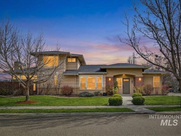 4738 S Longmoor Ave, Boise, ID 83709