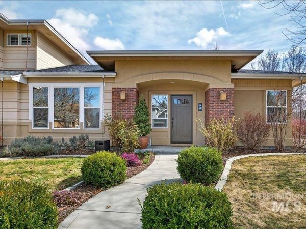 4738 S Longmoor Ave, Boise, ID 83709