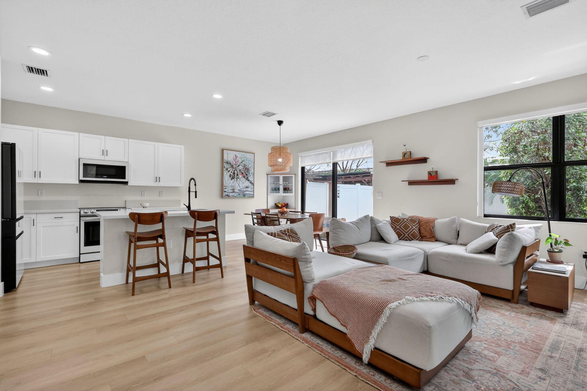 3234 W 100th Terrace, Hialeah, FL 33018 Photo