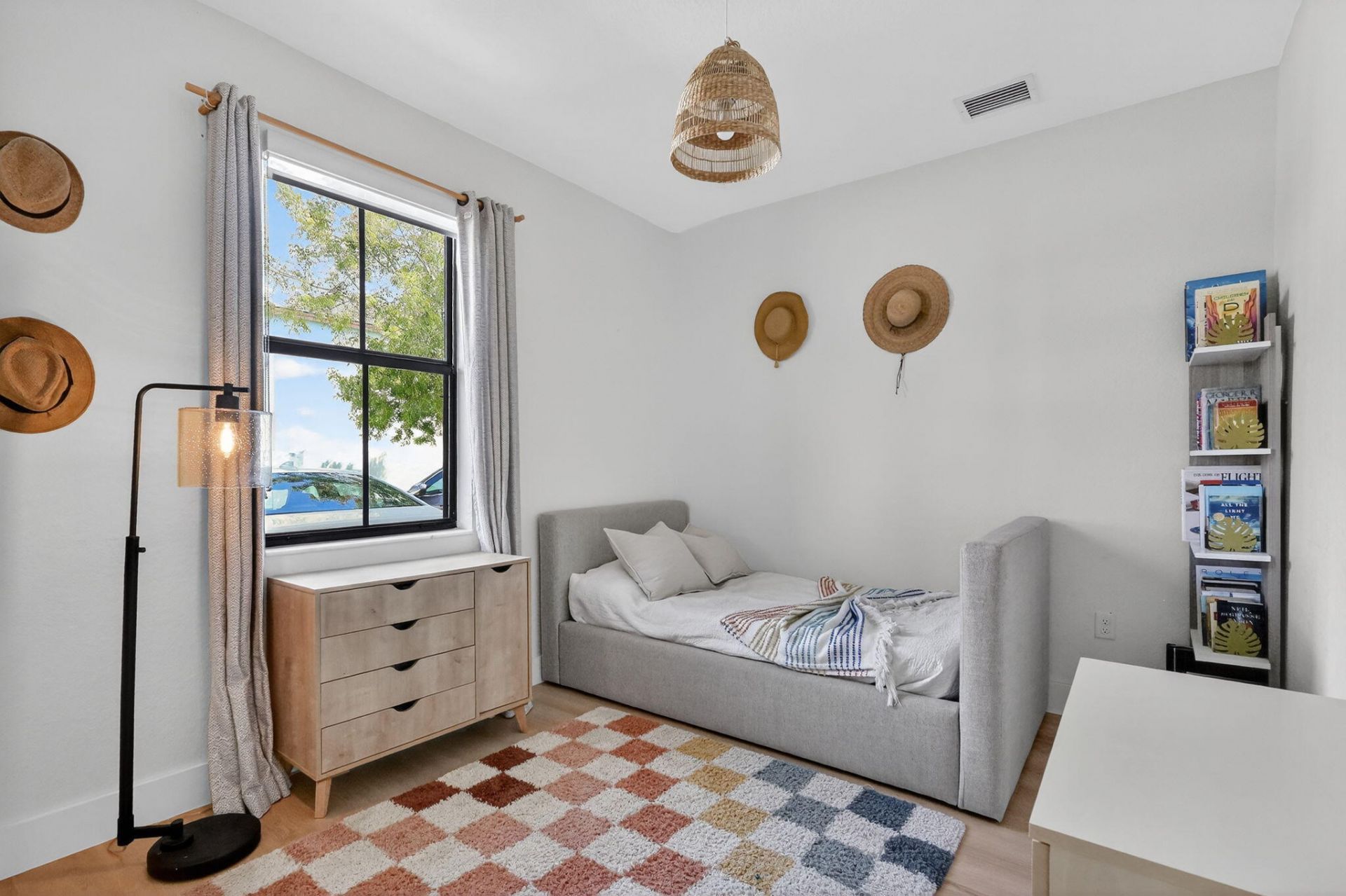 3234 W 100th Terrace, Hialeah, FL 33018 Photo