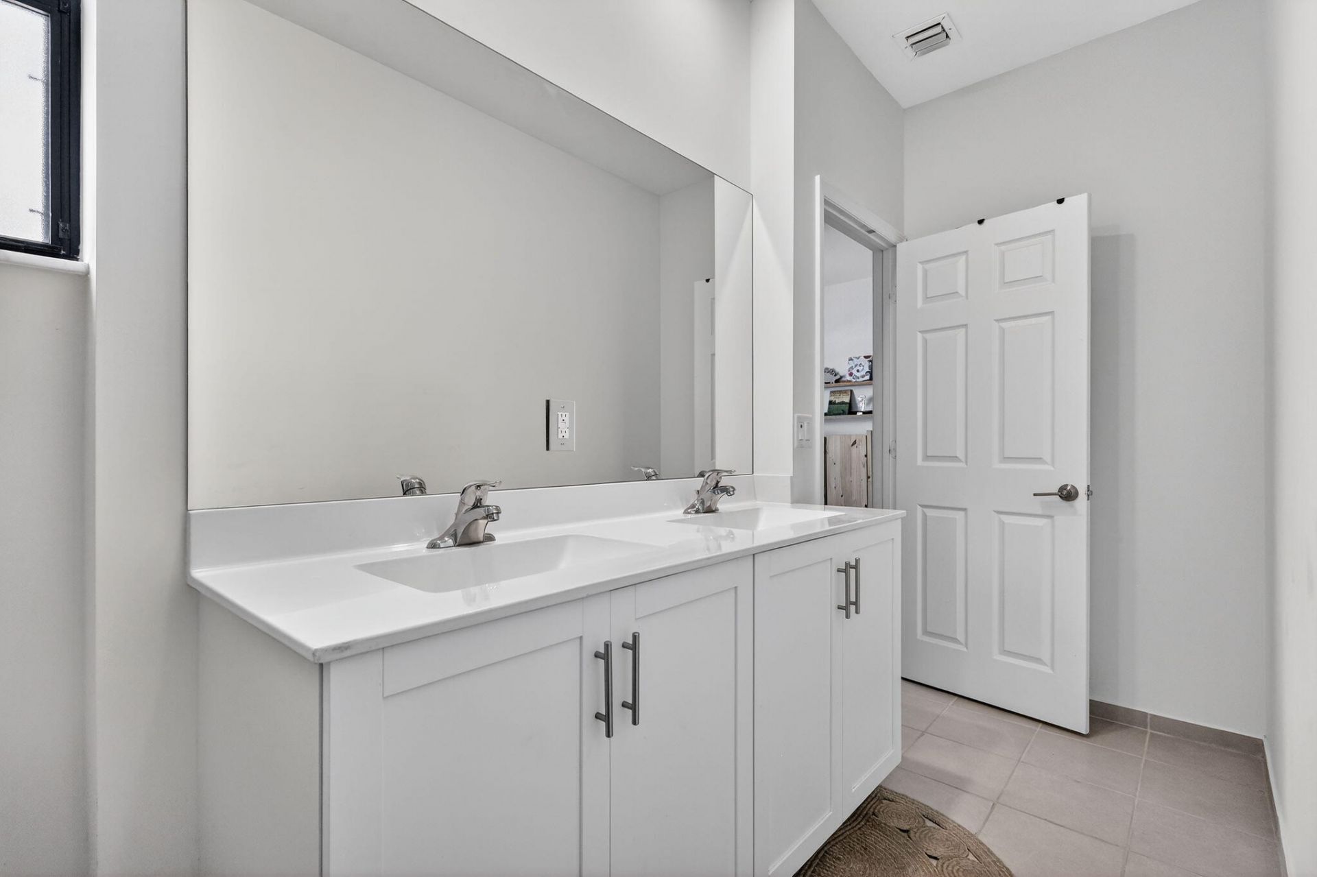 3234 W 100th Terrace, Hialeah, FL 33018 Photo