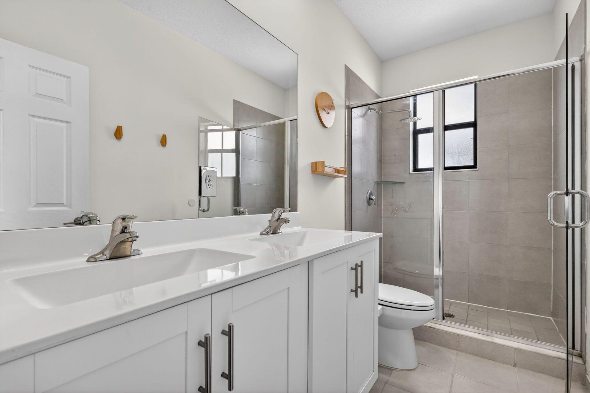 3234 W 100th Terrace, Hialeah, FL 33018 Photo