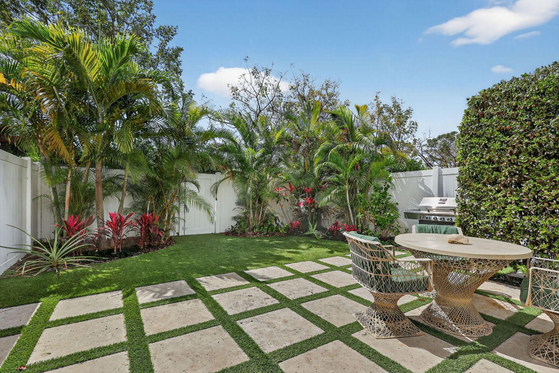 3234 W 100th Terrace, Hialeah, FL 33018 Photo