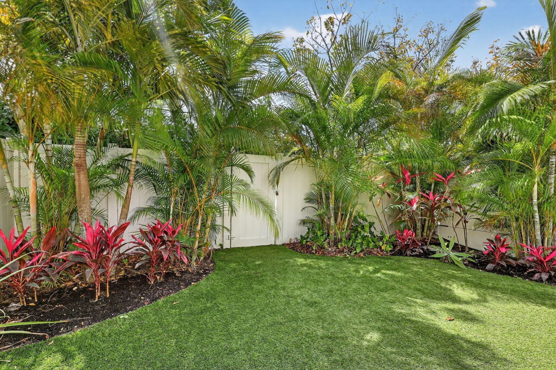 3234 W 100th Terrace, Hialeah, FL 33018 Photo