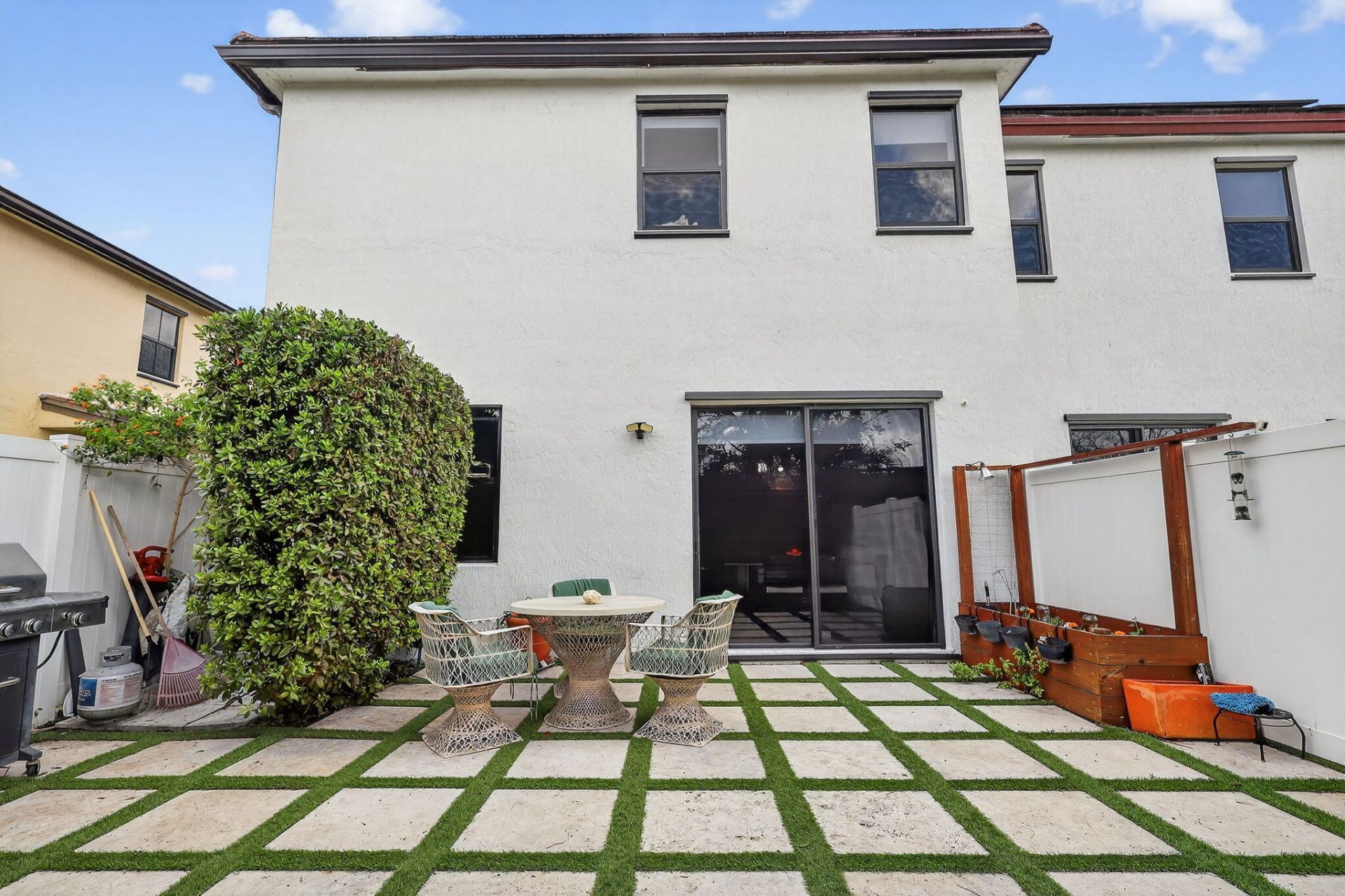 3234 W 100th Terrace, Hialeah, FL 33018 Photo