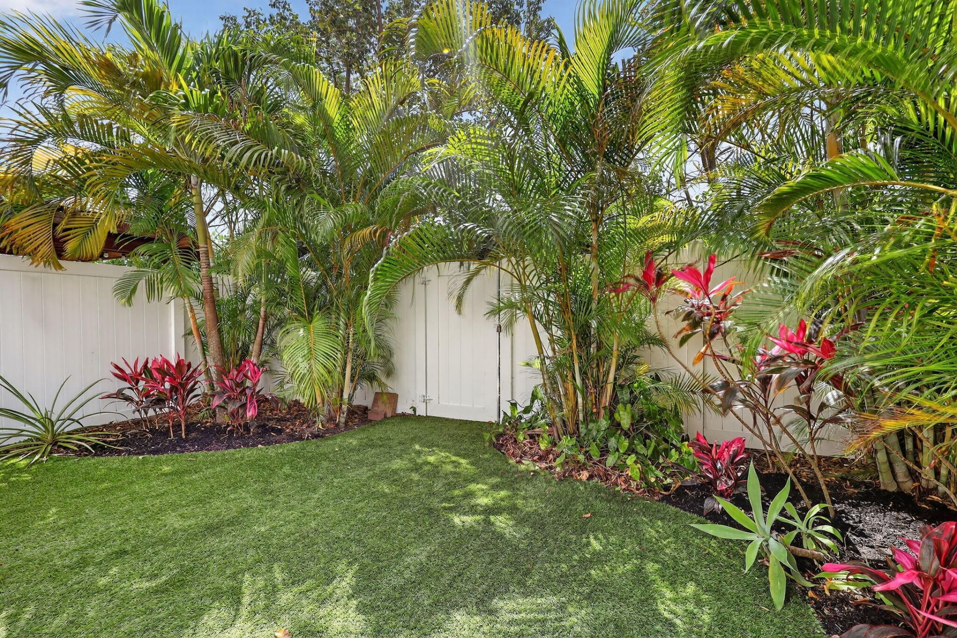 3234 W 100th Terrace, Hialeah, FL 33018 Photo