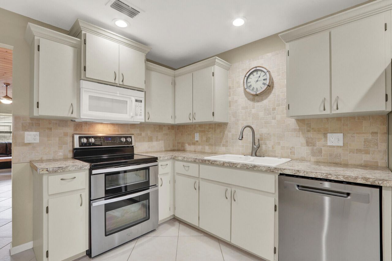 7909 SE Villa Circle, Hobe Sound, FL 33455 Photo