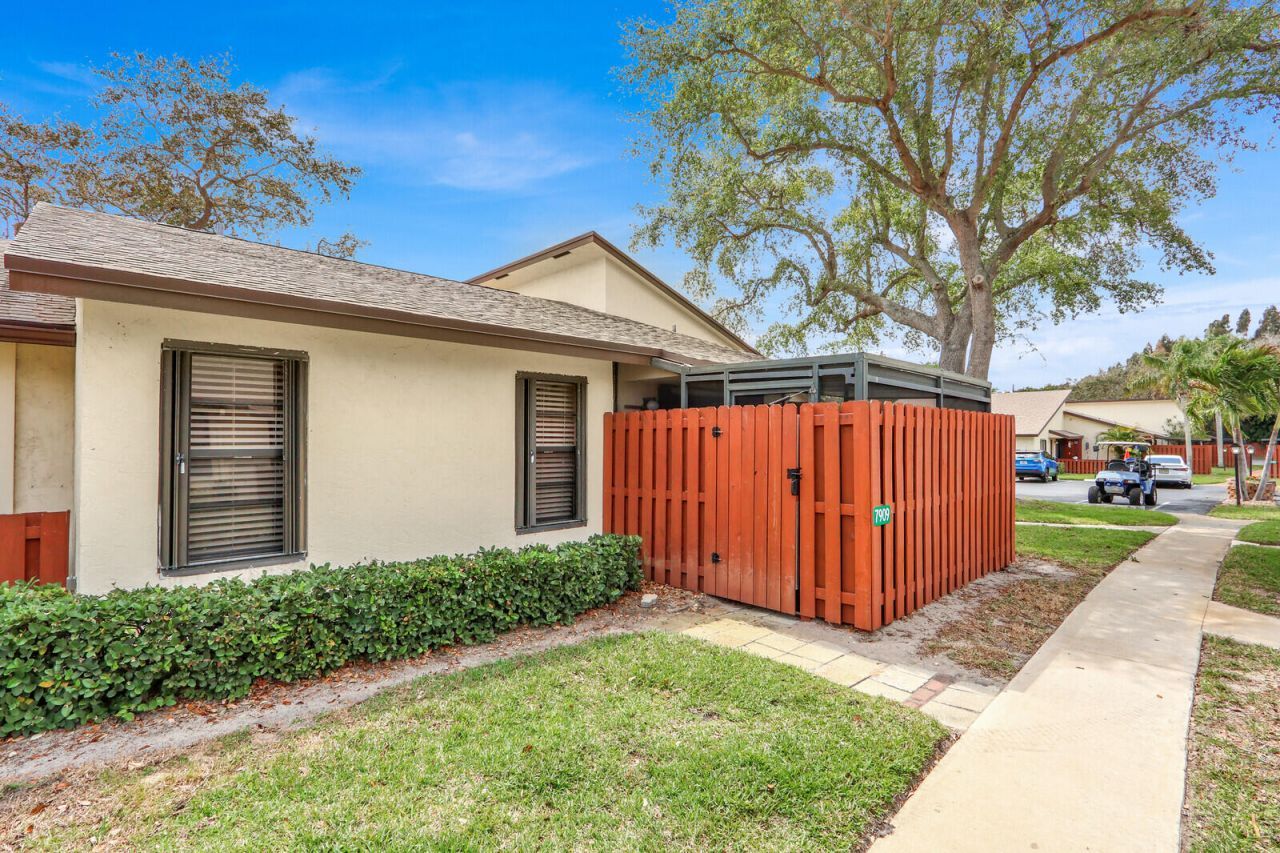 7909 SE Villa Circle, Hobe Sound, FL 33455 Photo