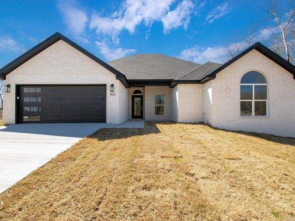 921 Conrad Cove, Jacksonville, AR 72076