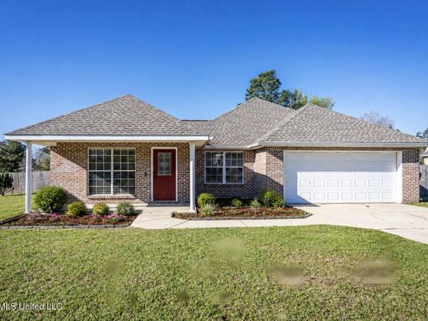21455 E Edgewood Drive, Saucier, MS 39574