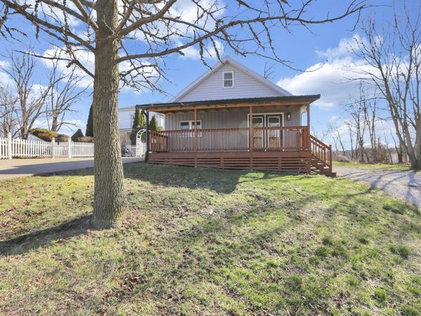 612 N Clinton Street , Mount Vernon, OH 43050