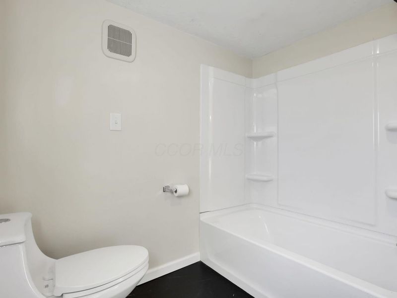 612 N Clinton Street, Mount Vernon, OH 43050 Photo 16