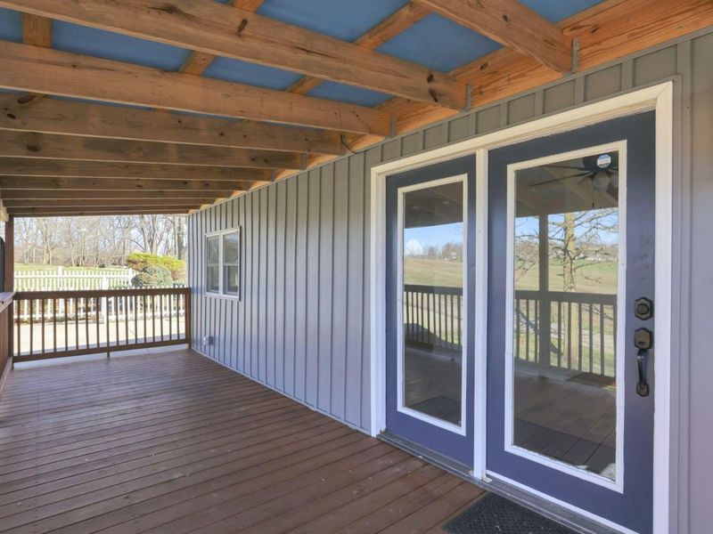 612 N Clinton Street, Mount Vernon, OH 43050 Photo 2