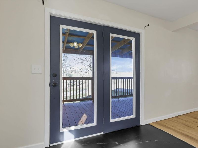 612 N Clinton Street, Mount Vernon, OH 43050 Photo 3