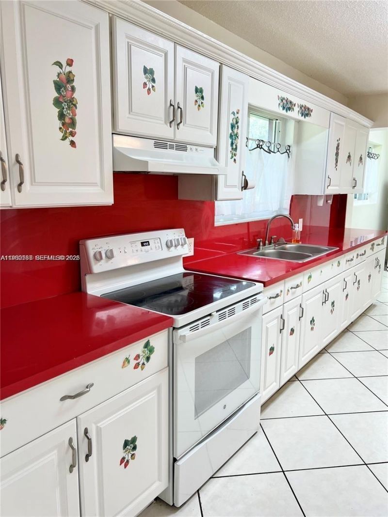 1431 Miller Rd , Coral Gables, FL 33146 Photo