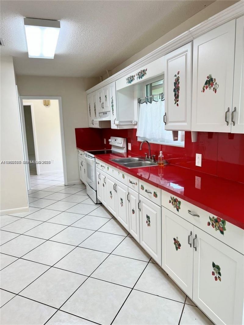 1431 Miller Rd , Coral Gables, FL 33146 Photo