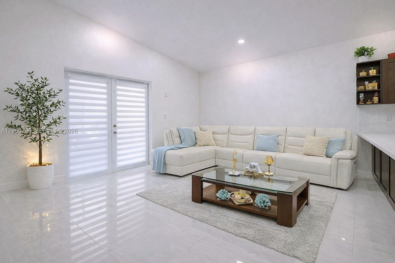 1405 SE 7th St, Homestead, FL 33033 Photo