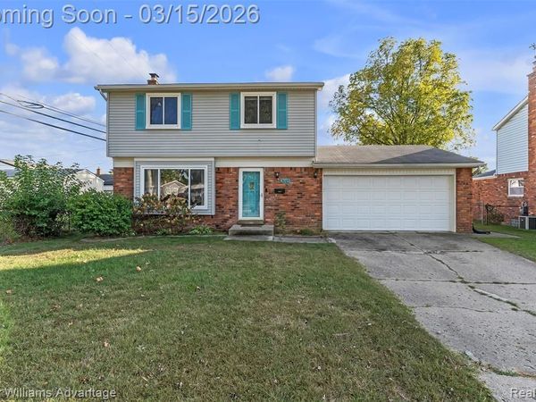 36419 Avondale Street, Westland, MI 48186