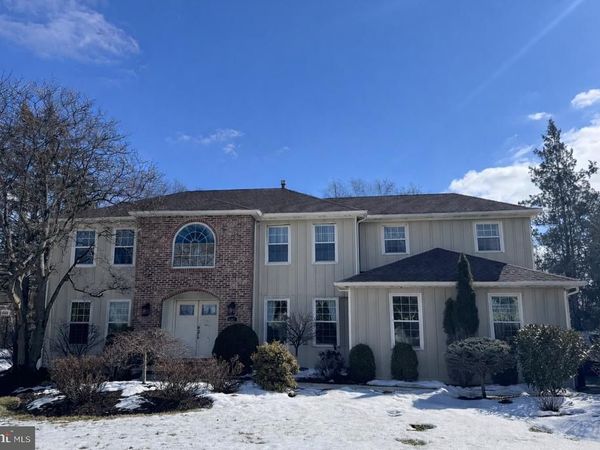 102 OVAL LANE , NORTH WALES, PA 19454