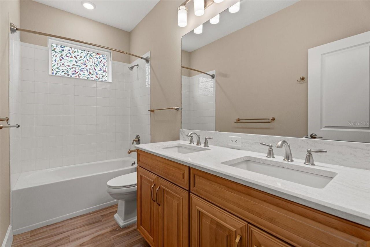 4255 Pond Brook Court, Bradenton, FL 34211 Photo